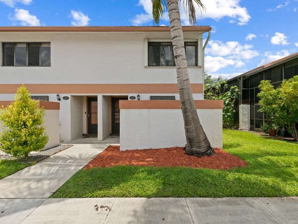 4221 SW 71st Terrace, Unit 4221, Davie, FL 33314