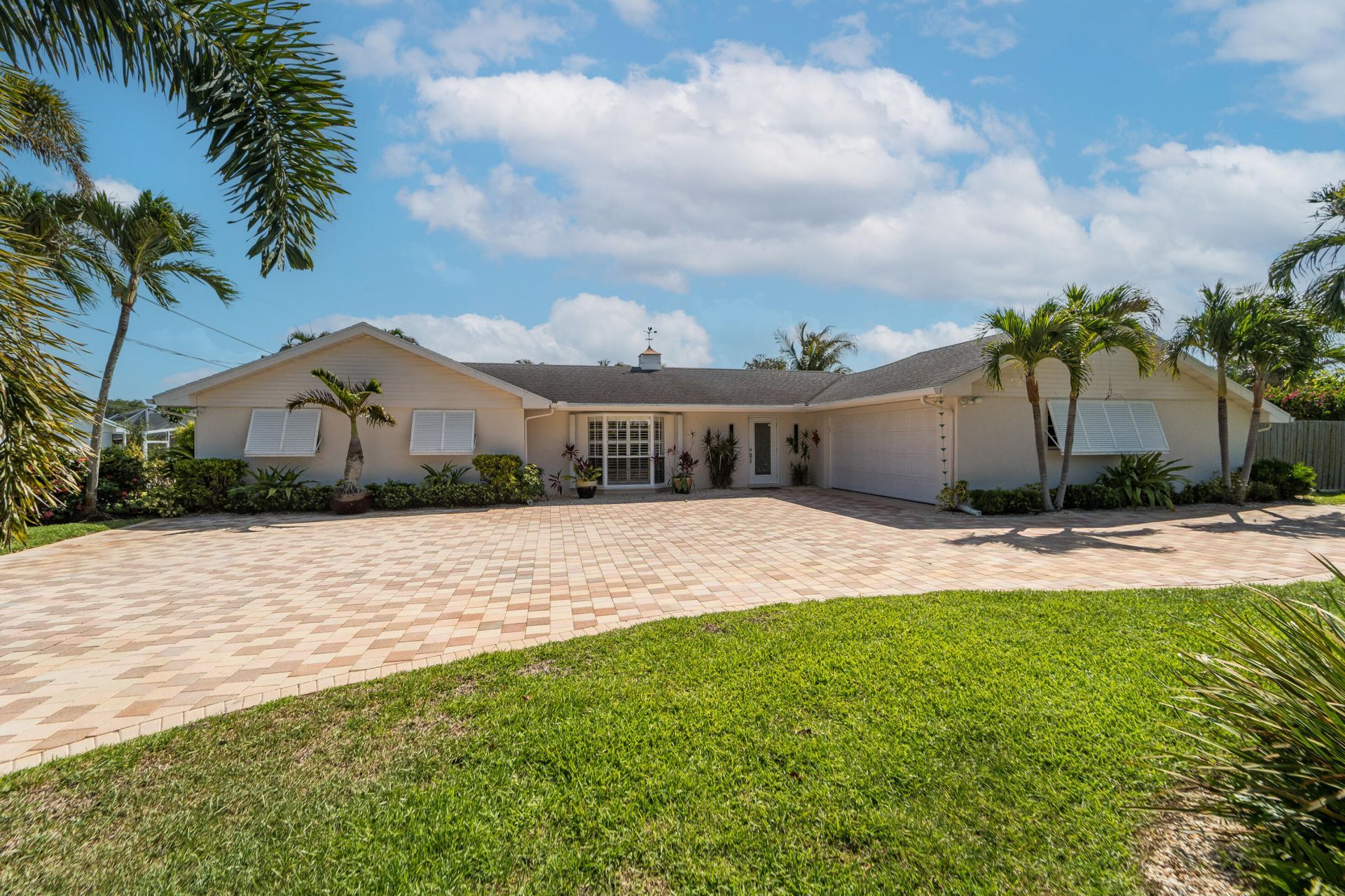 18 Saddleback Road, Tequesta, FL 33469 Photo