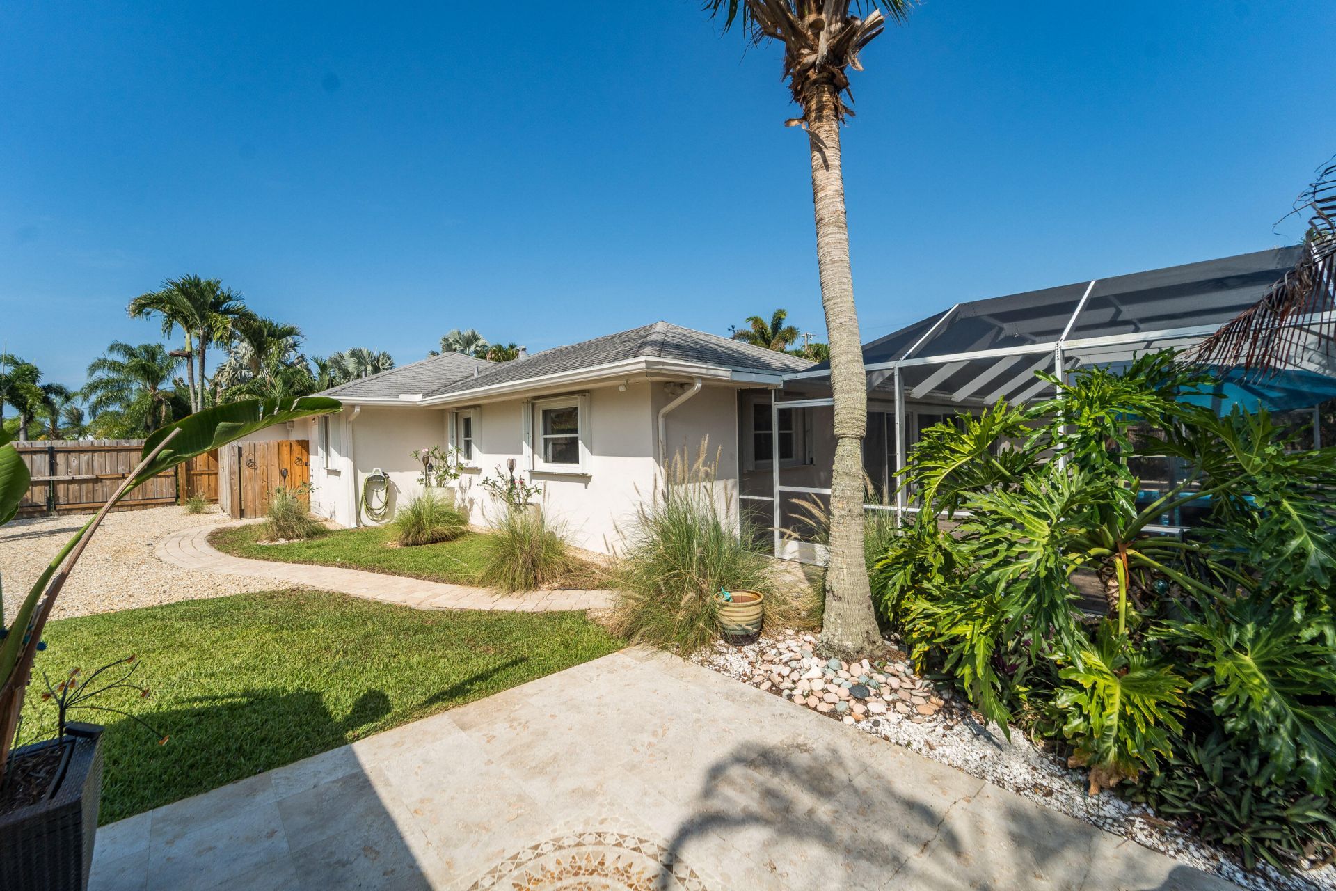 18 Saddleback Road, Tequesta, FL 33469 Photo