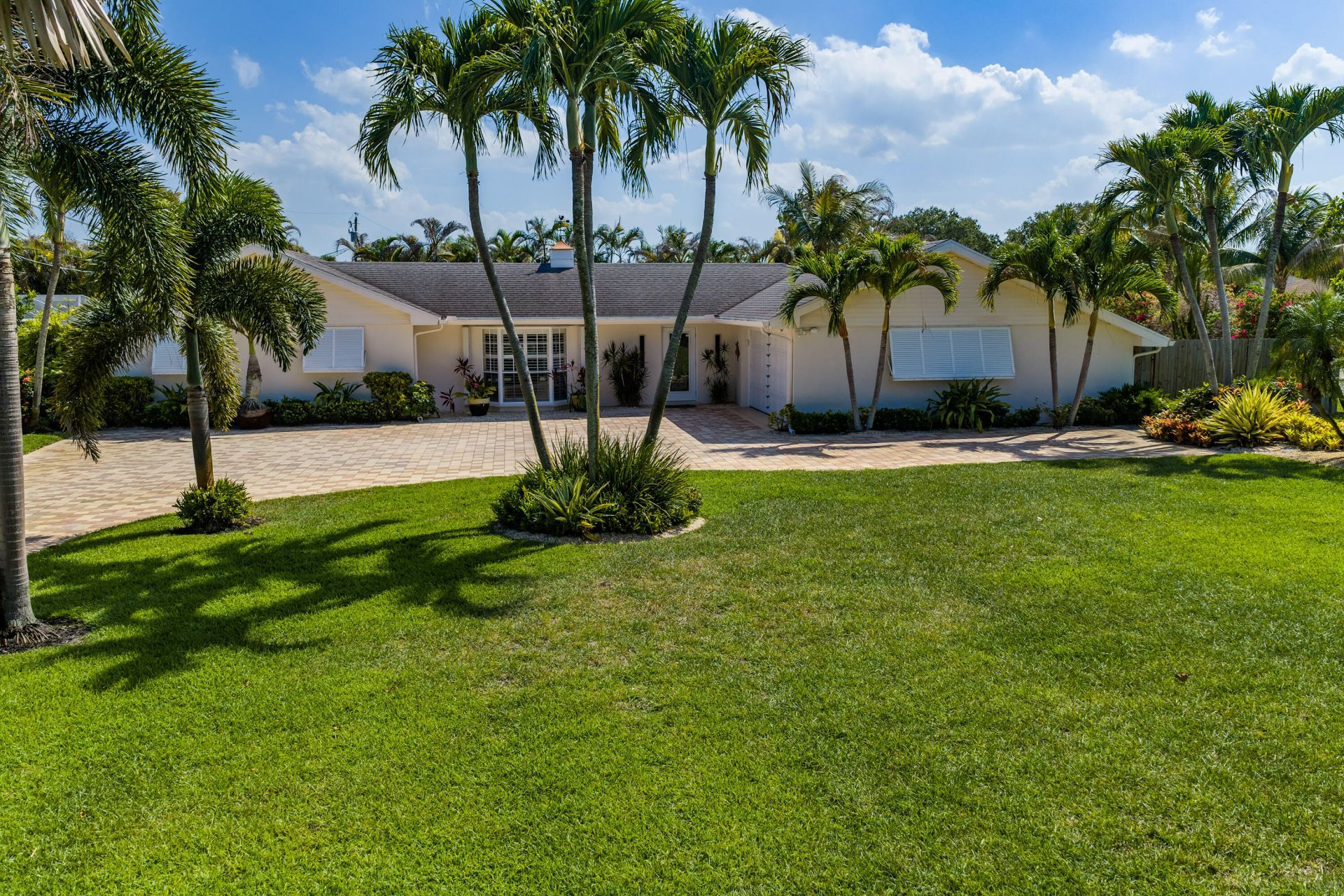 18 Saddleback Road, Tequesta, FL 33469 Photo