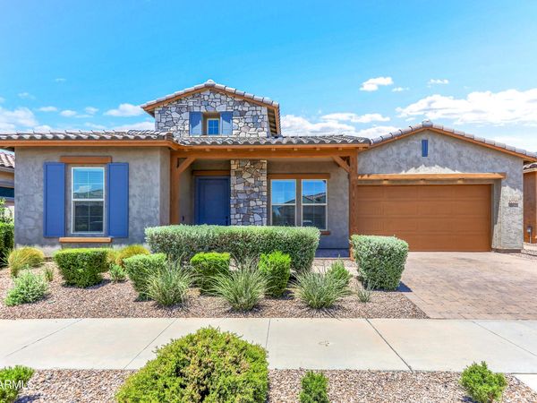 10716 E THATCHER Avenue, Mesa, AZ 85212