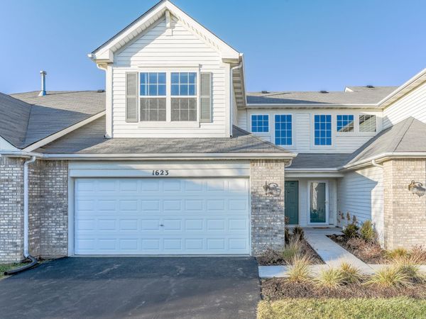 1623 S Candlestick Way , Unit 1623, Waukegan, IL 60085