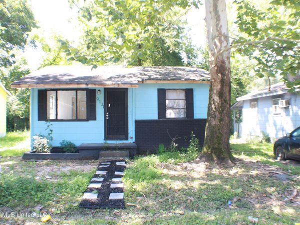 913 Lanier Avenue, Jackson, MS 39203