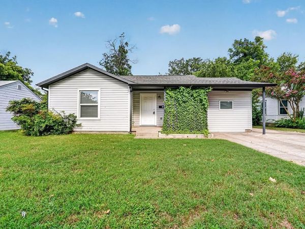 5016 Marks Place, Fort Worth, TX 76116