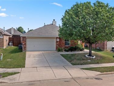 1212 Barrel Run, Fort Worth, TX 76052