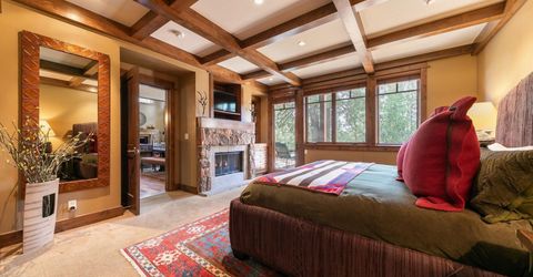 12490 Villa Court, Unit #10, Truckee, CA 96161 Photo