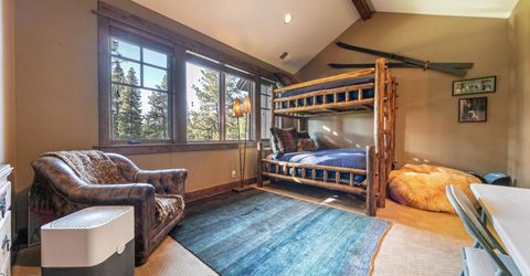 12490 Villa Court, Unit #10, Truckee, CA 96161 Photo