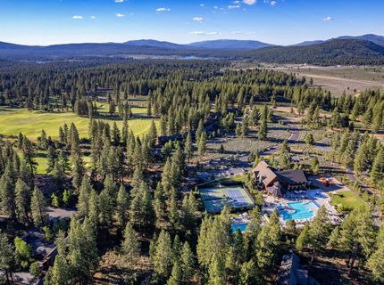12490 Villa Court, Unit #10, Truckee, CA 96161 Photo