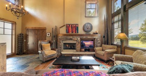 12490 Villa Court, Unit #10, Truckee, CA 96161 Photo