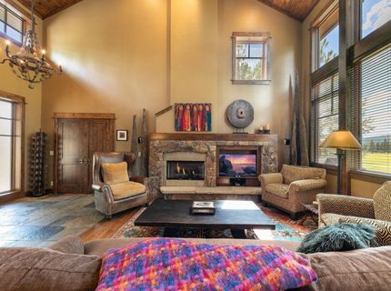 12490 Villa Court, Unit #10, Truckee, CA 96161 Photo