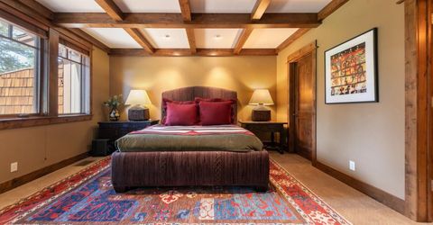 12490 Villa Court, Unit #10, Truckee, CA 96161 Photo