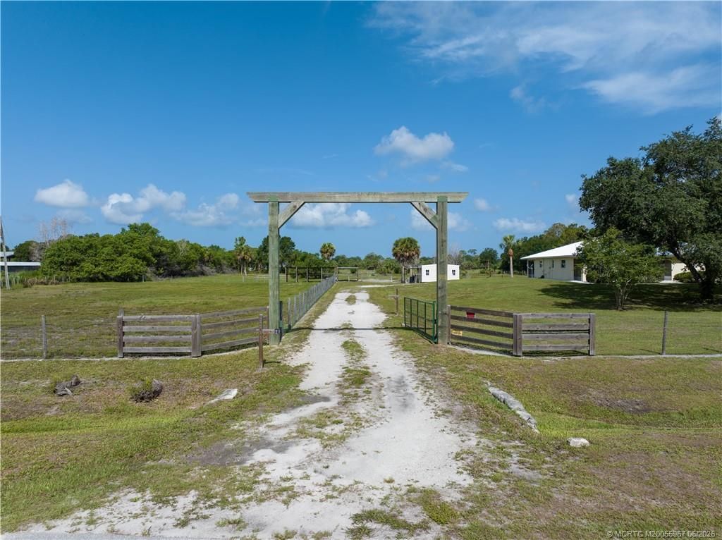 8200 SW Springhaven Avenue, Indiantown, FL 34956 Photo