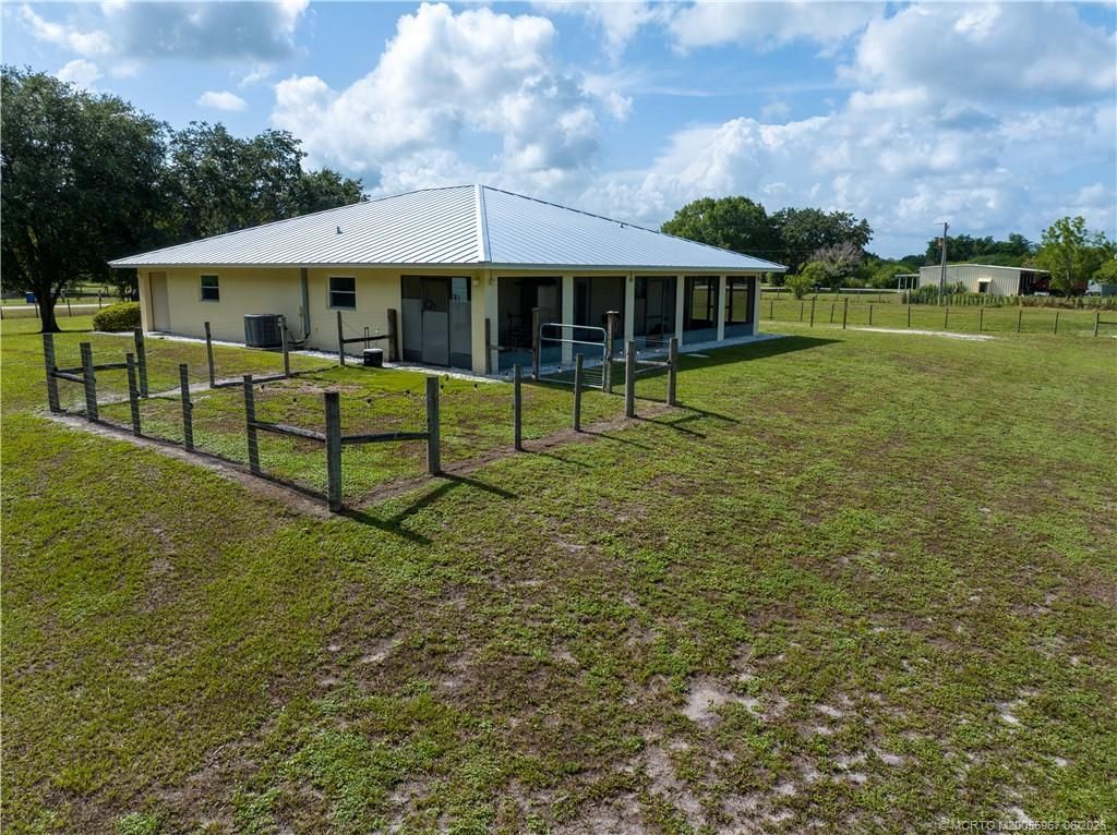 8200 SW Springhaven Avenue, Indiantown, FL 34956 Photo