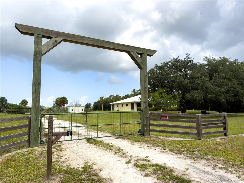 8200 SW Springhaven Avenue, Indiantown, FL 34956 Photo