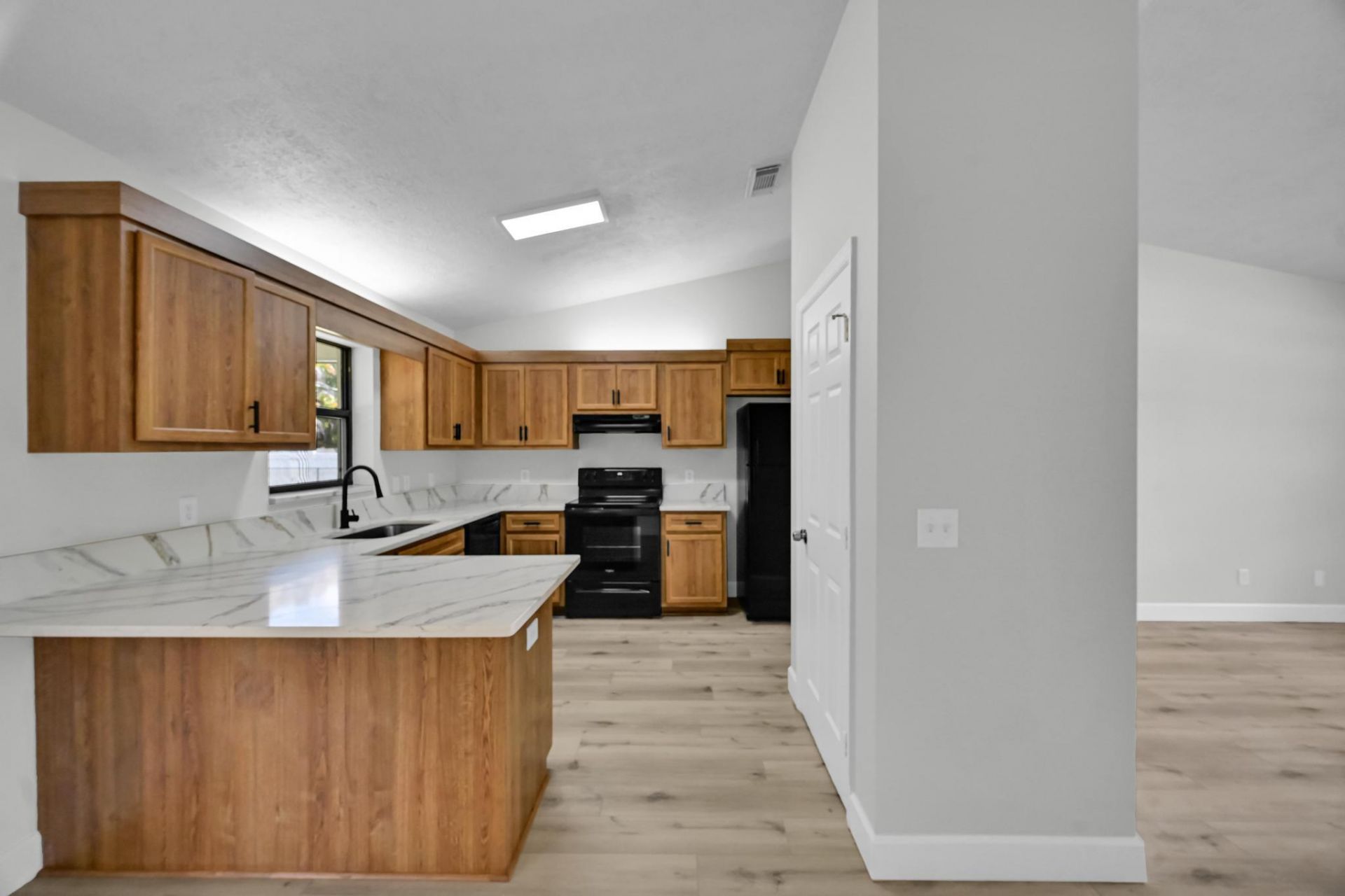 3520 SE Hyde Circle, Port Saint Lucie, FL 34983 Photo