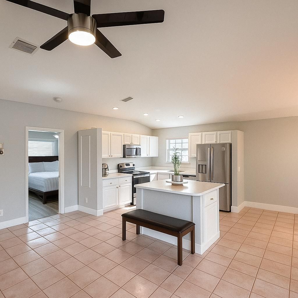 1106 Swan Lake Circle, Port Saint Lucie, FL 34986 Photo