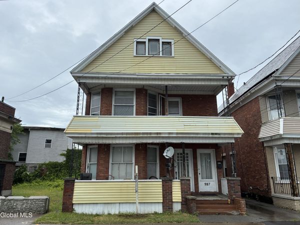 987 Main Avenue, Schenectady, NY 12303