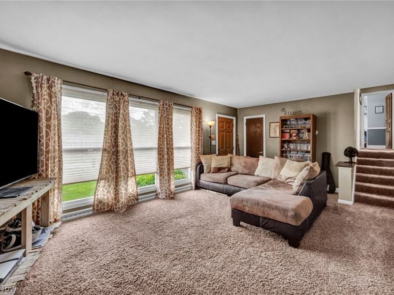 12880 Sunset Circle NW, Uniontown, OH 44685 Photo 12
