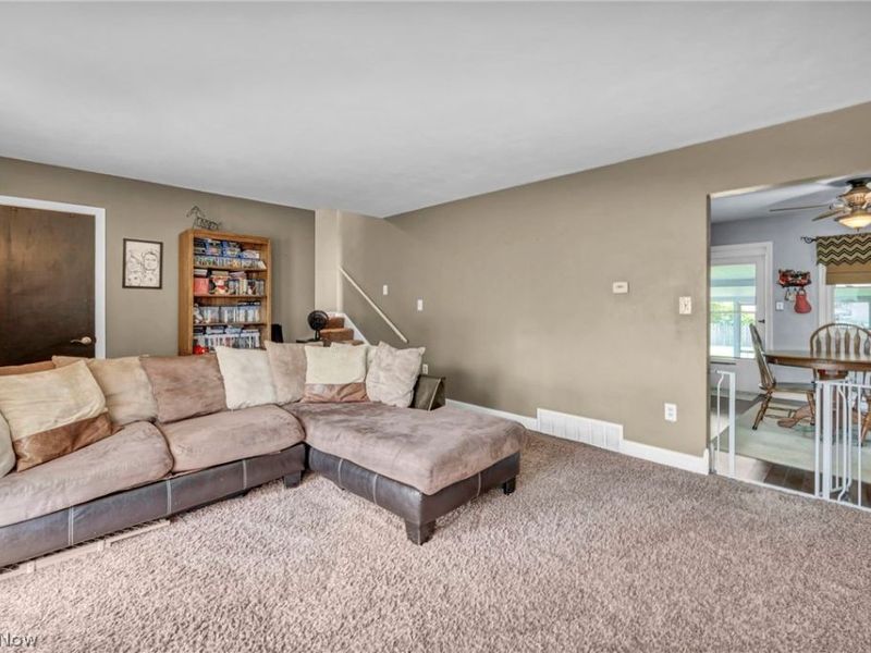 12880 Sunset Circle NW, Uniontown, OH 44685 Photo 13