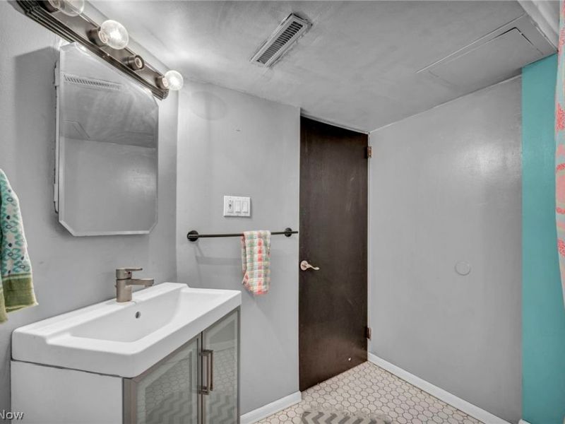 12880 Sunset Circle NW, Uniontown, OH 44685 Photo 26