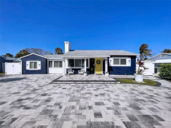 220 40TH AVENUE , ST PETE BEACH, FL 33706