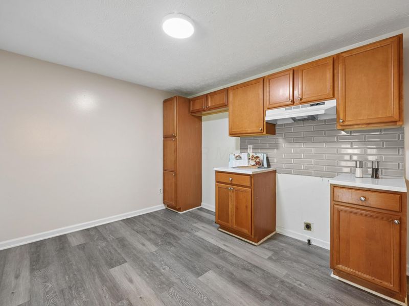 5014 Norcrest Drive, Columbus, OH 43232 Photo 11