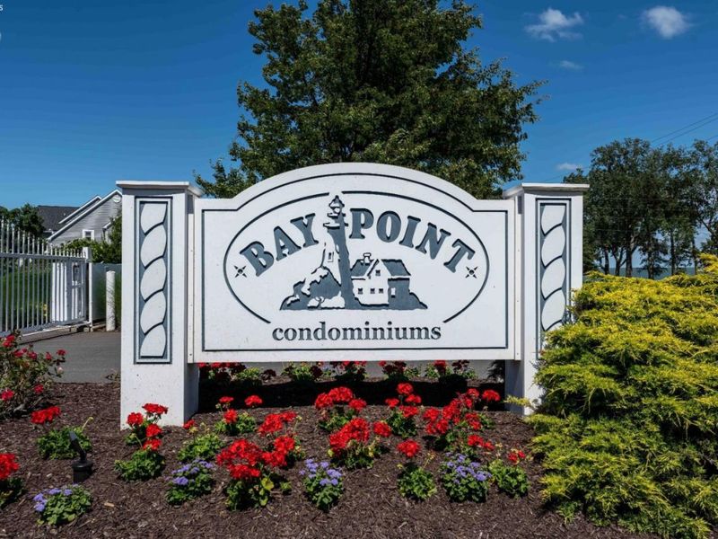 10951 N Bay Point Drive, Unit 204, Marblehead, OH 43440 Photo 2