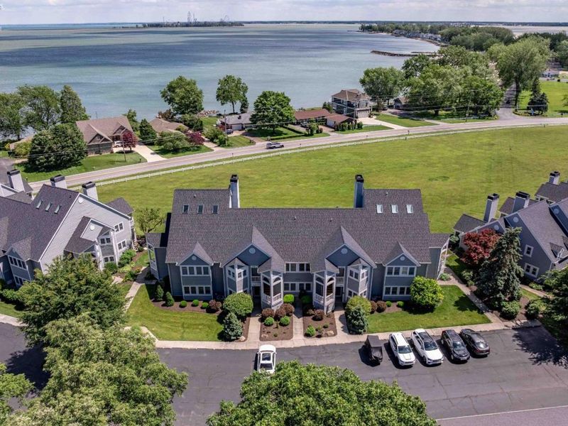 10951 N Bay Point Drive, Unit 204, Marblehead, OH 43440 Photo 28