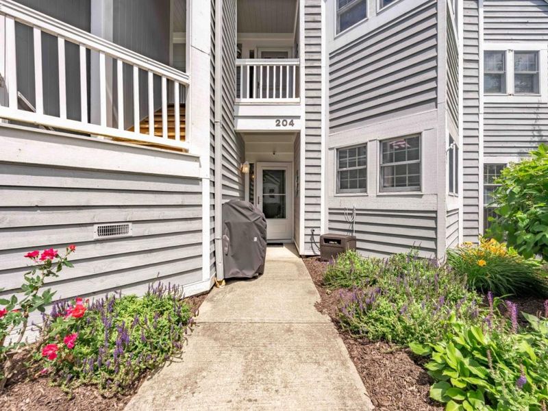 10951 N Bay Point Drive, Unit 204, Marblehead, OH 43440 Photo 4