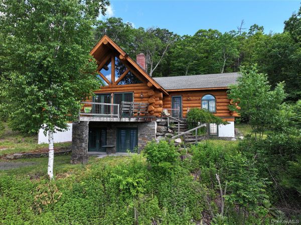 24 Tanis Hollow Road, Woodstock, NY 12498