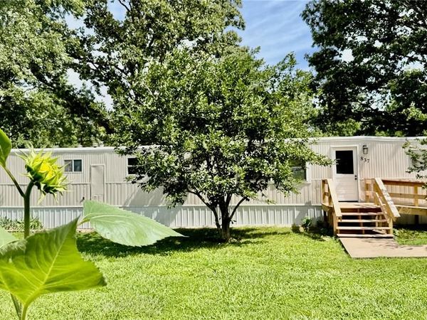 837 Dwight Street, Lebanon, MO 65536