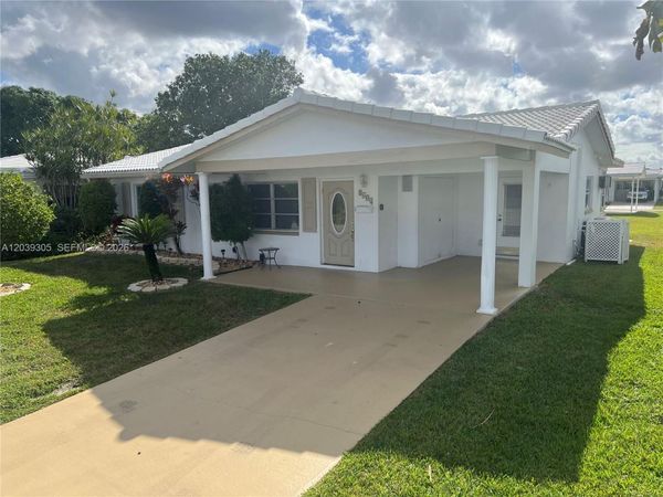 8604 NW 59th Pl , Tamarac, FL 33321