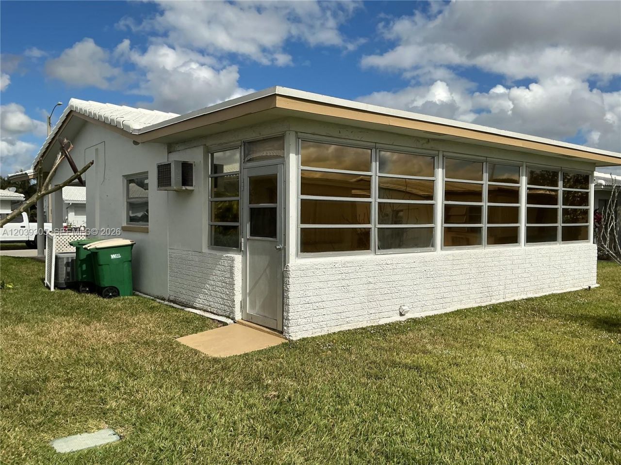 8604 NW 59th Pl , Tamarac, FL 33321 Photo