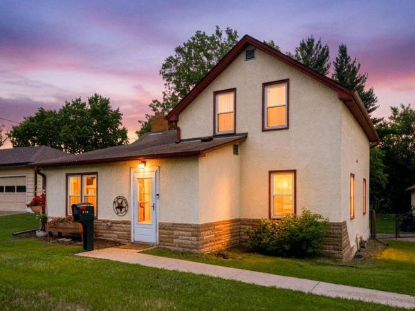 510 Mississippi Street NE, Fridley, MN 55432