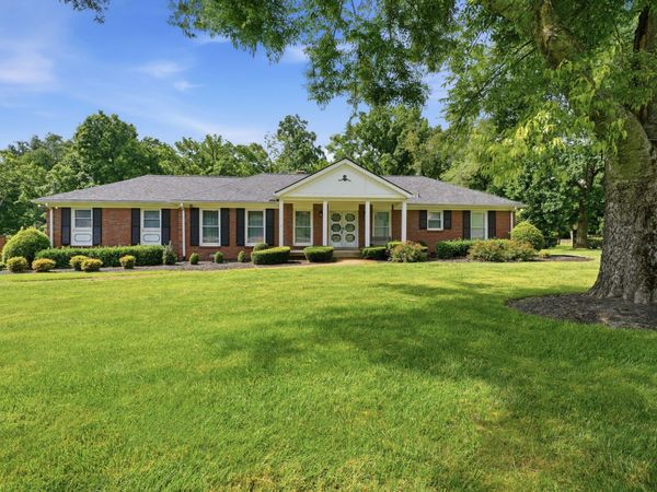 481 Broadwell Dr, Nashville, TN 37220