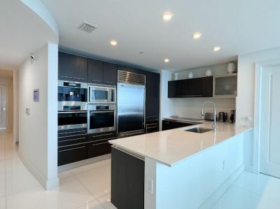 17001 Collins Avenue, Unit 4204, Sunny Isles Beach, FL 33160 Photo