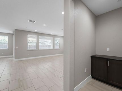 18173 Broadwell Ct, Lathrop, CA 95330 Photo