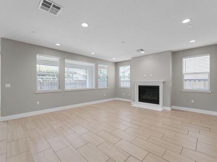 18173 Broadwell Ct, Lathrop, CA 95330 Photo