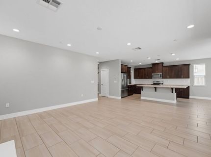 18173 Broadwell Ct, Lathrop, CA 95330 Photo