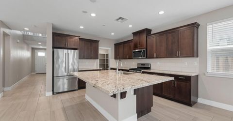 18173 Broadwell Ct, Lathrop, CA 95330 Photo