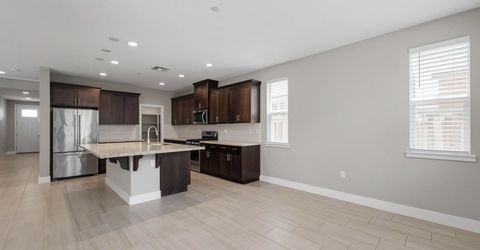 18173 Broadwell Ct, Lathrop, CA 95330 Photo