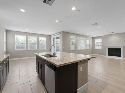 18173 Broadwell Ct, Lathrop, CA 95330 Photo