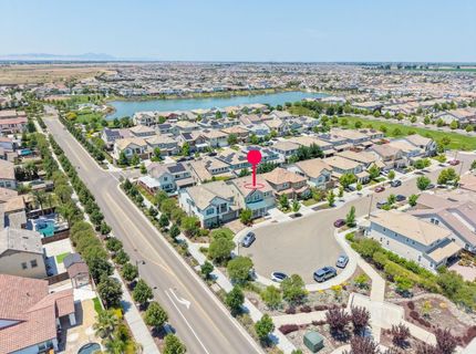 18173 Broadwell Ct, Lathrop, CA 95330 Photo