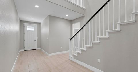 18173 Broadwell Ct, Lathrop, CA 95330 Photo
