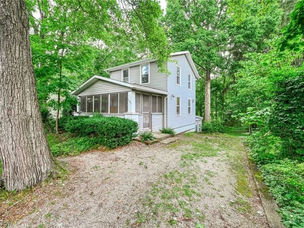 1455 North Boulevard , Kent, OH 44240