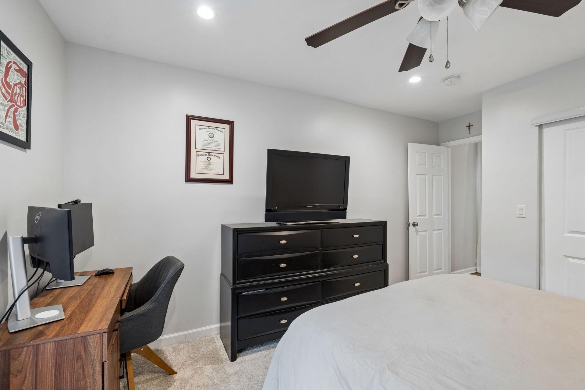 1129 Armstrong Avenue Photo 25