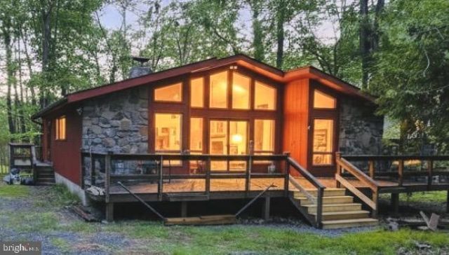 149 LIVINGSTON LANE, GOULDSBORO, PA 18424