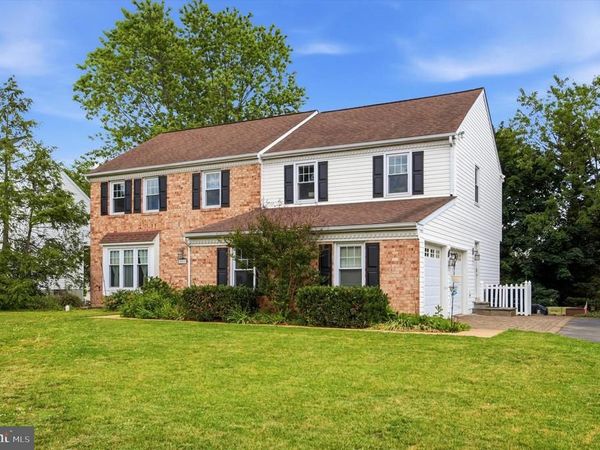 2612 CRESSWELL DRIVE, NORRISTOWN, PA 19403