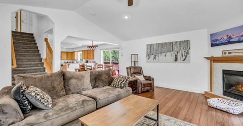 2333 Wasabe Drive, South Lake Tahoe, CA 96150 Photo