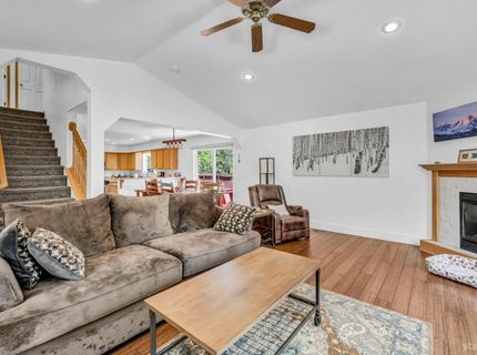 2333 Wasabe Drive, South Lake Tahoe, CA 96150 Photo